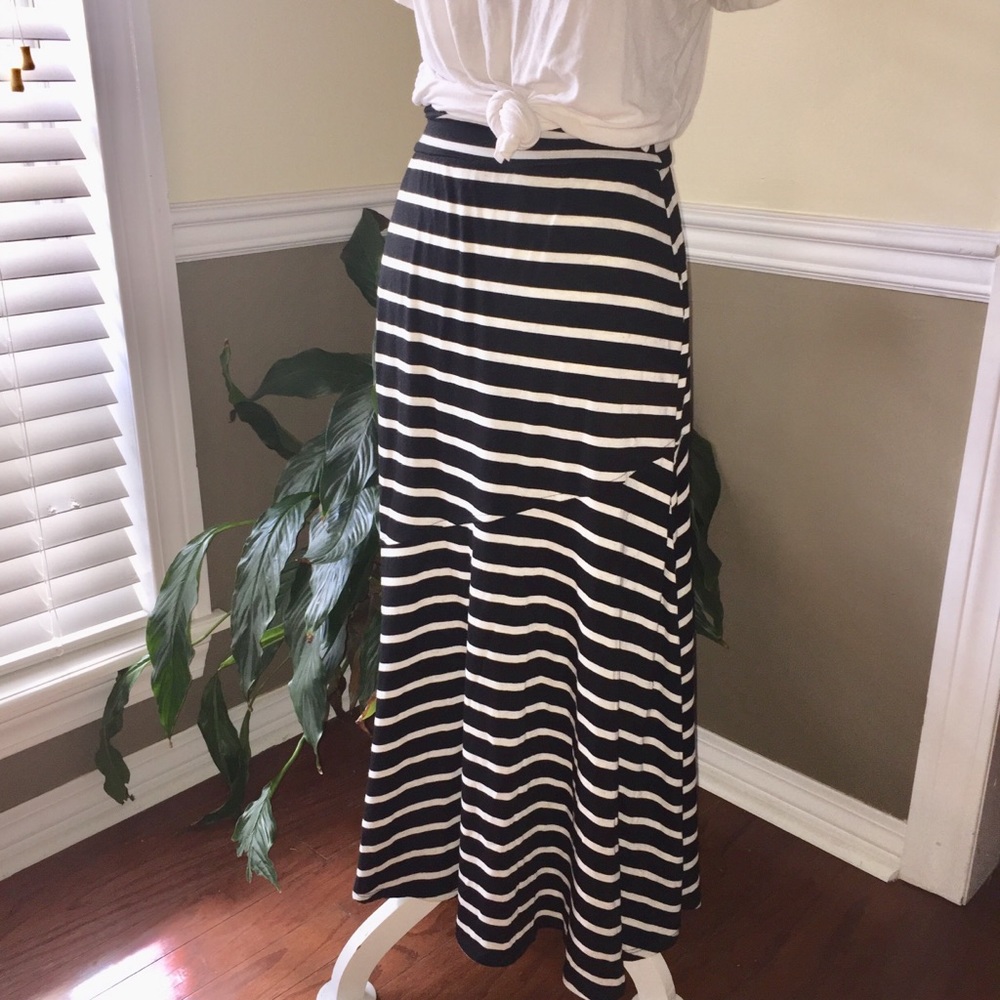 🍁Striped maxi skirt